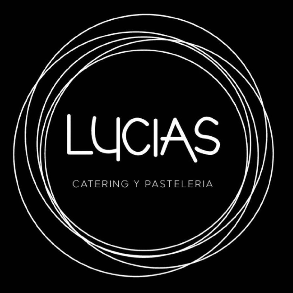 Lucia Catering & Pasteleria 