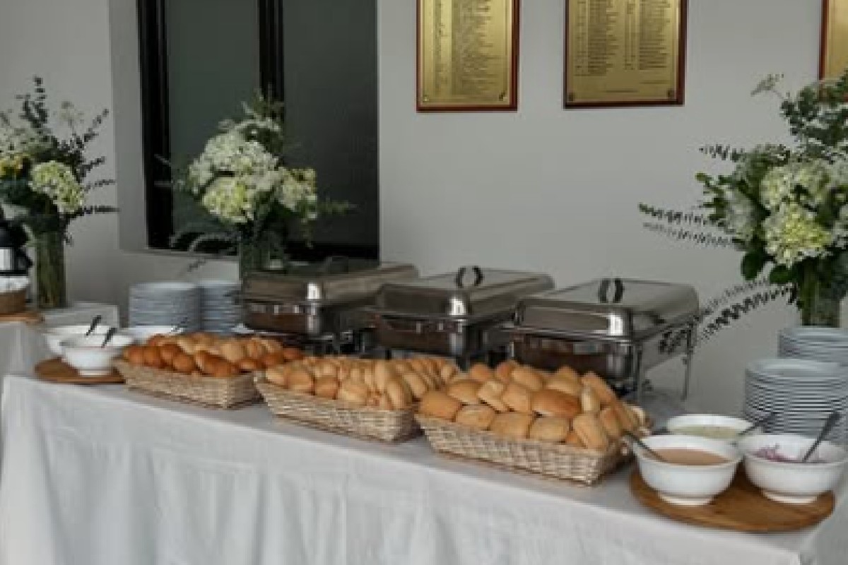 Lucia Catering & Pasteleria 