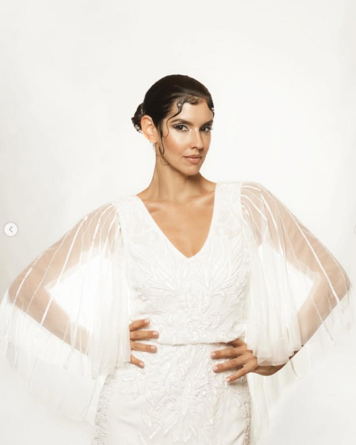 Liz Make Up by Liz Arbildo 