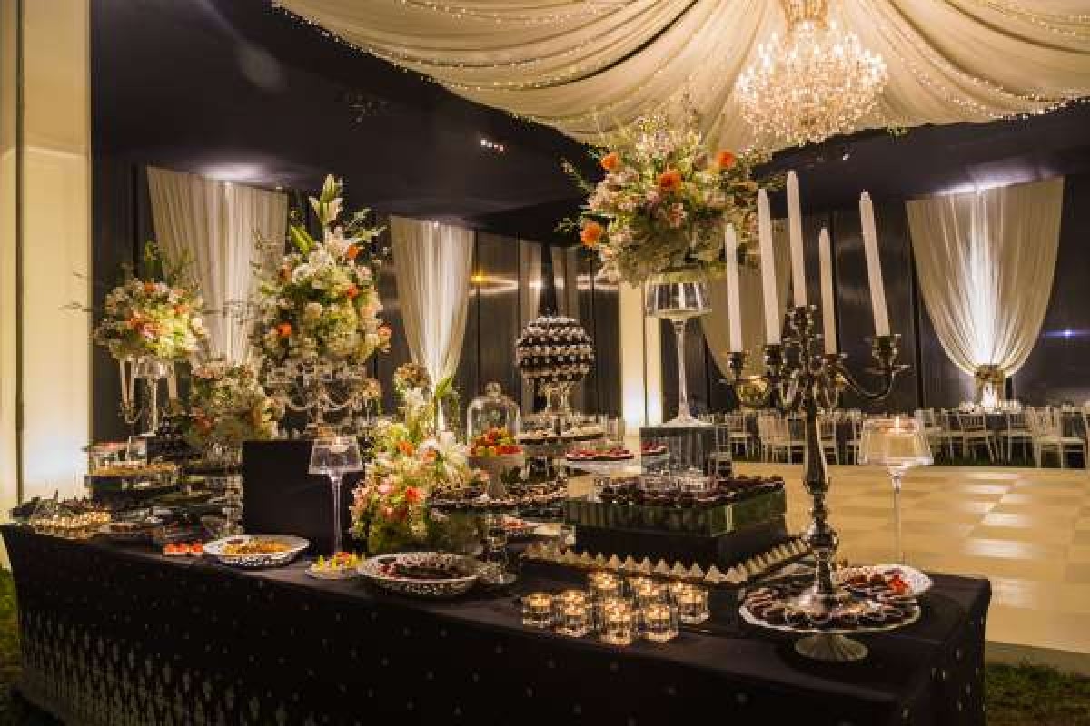 CATERING Y PRODUCTORA